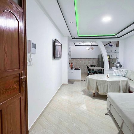 Mira Appartement -Lovely, Tidy & Close To Beaches And City Center Эль-Хосейма Экстерьер фото