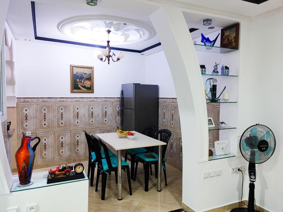 Mira Appartement -Lovely, Tidy & Close To Beaches And City Center Эль-Хосейма Экстерьер фото